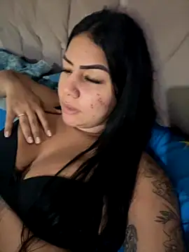 julianamascarada online show from 10-11-25, 12:15