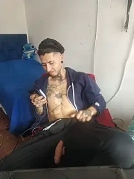 Snapshot of Tattoboy19cm chatting on 03-03-26, 06:14 Tattoboy19cm online show from 03-03-26, 06:14