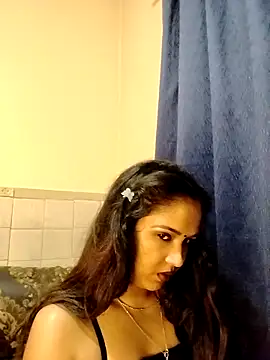 cute indianxo online show from 04-13-26, 08:25