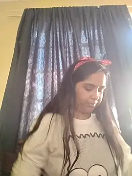 cute indianxo online show from 06-08-26, 05:41