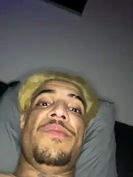 Snapshot of luluycoco chatting on 10-05-25, 11:46 luluycoco online show from 10-05-25, 11:46