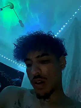 Snapshot of luluycoco chatting on 10-07-25, 05:32 luluycoco online show from 10-07-25, 05:32