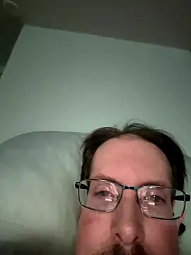 Snapshot of JJG327 chatting on 09-10-25, 12:05 JJG327 online show from 09-10-25, 12:05