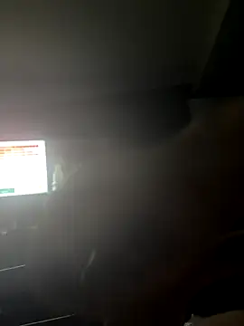 Snapshot of JJG327 chatting on 10-21-25, 04:24 JJG327 online show from 10-21-25, 04:24