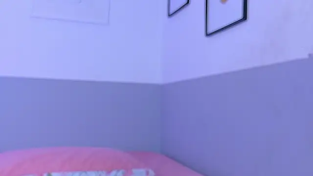 cutepetitee online show from 01-12-26, 08:03