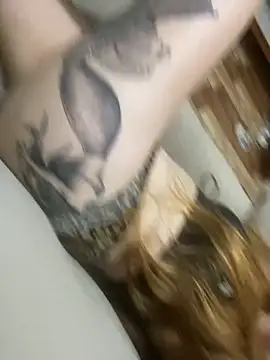 Lazinha18 online show from 10-18-25, 12:13