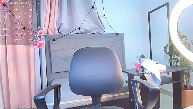 saray reese online show from 09-19-25, 12:39