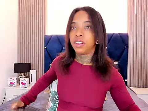 Pauline Fox online show from 10-31-25, 12:55