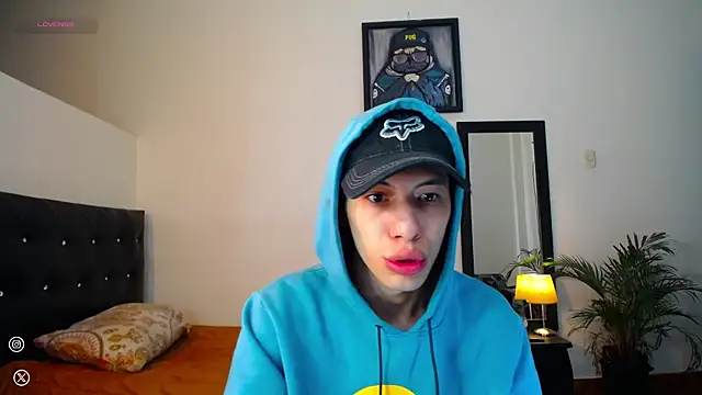 santiago cutex online show from 09-23-25, 07:55