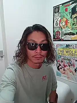 Snapshot of specialz0831 chatting on 11-07-25, 10:26 specialz0831 online show from 11-07-25, 10:26