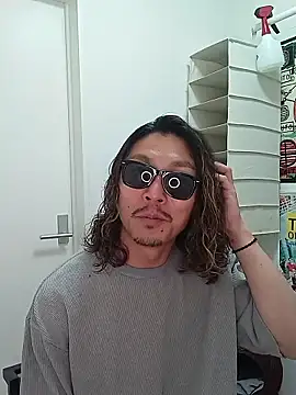 Snapshot of specialz0831 chatting on 04-21-26, 12:33 specialz0831 online show from 04-21-26, 12:33