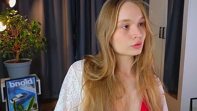 lisa schiele online show from 09-24-25, 08:23