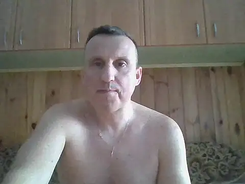 Snapshot of Maksymilian1 chatting on 02-01-26, 11:42 Maksymilian1 online show from 02-01-26, 11:42