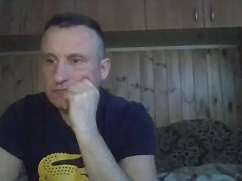 Maksymilian1 online show from 03-18-26, 05:27