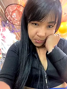 Snapshot of ThaliaFlorez chatting on 10-28-25, 05:59 ThaliaFlorez online show from 10-28-25, 05:59