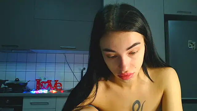 EvaMelnik online show from 10-29-25, 03:25