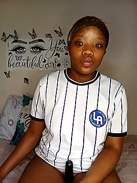 Young Slut21 online show from 10-04-25, 01:47