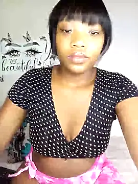 Young Slut21 online show from 10-07-25, 12:30