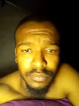 Snapshot of FANTASY_900 chatting on 10-30-25, 09:04 FANTASY 900 online show from 10-30-25, 09:04