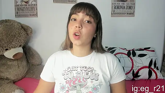 Snapshot of emma_grays2 chatting on 04-17-26, 06:27 emma grays2 online show from 04-17-26, 06:27