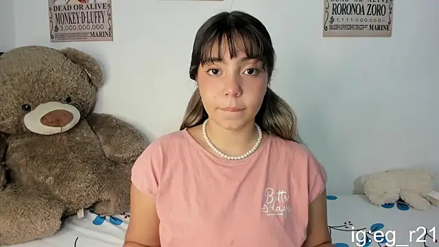 Snapshot of emma_grays2 chatting on 04-19-26, 05:18 emma grays2 online show from 04-19-26, 05:18