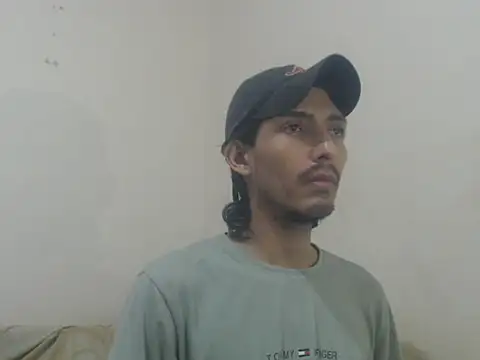 snackontime18 online show from 05-19-26, 03:46