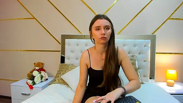 Snapshot of BeatriceAddams chatting on 09-24-25, 08:56 BeatriceAddams online show from 09-24-25, 08:56