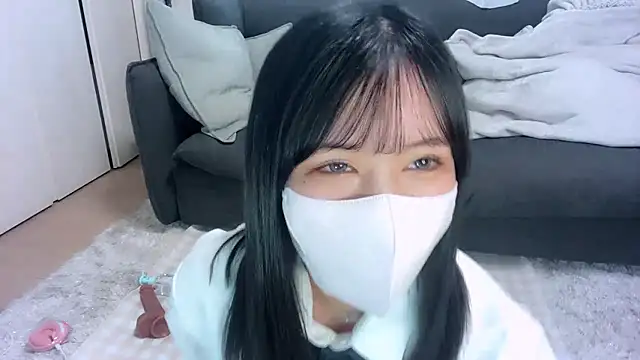 Snapshot of moemilk chatting on 10-11-25, 11:58 moemilk online show from 10-11-25, 11:58