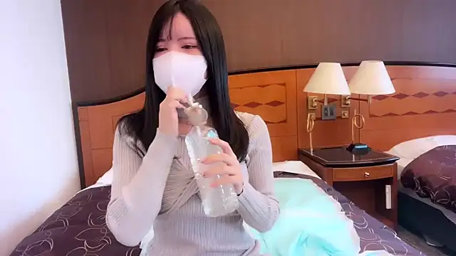 moemilk online show from 03-05-26, 12:17