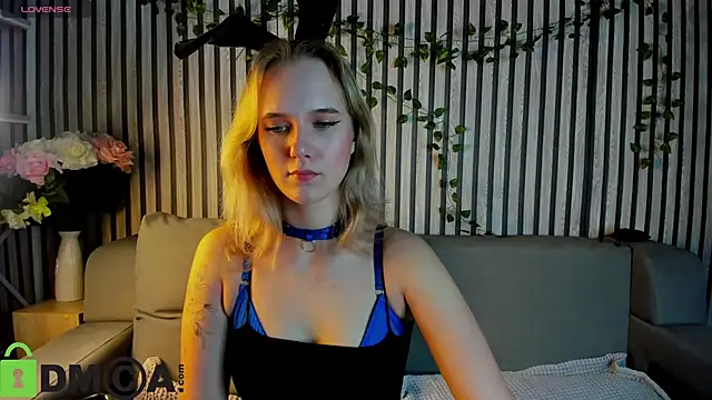 Casey Sweeet online show from 10-28-25, 03:58