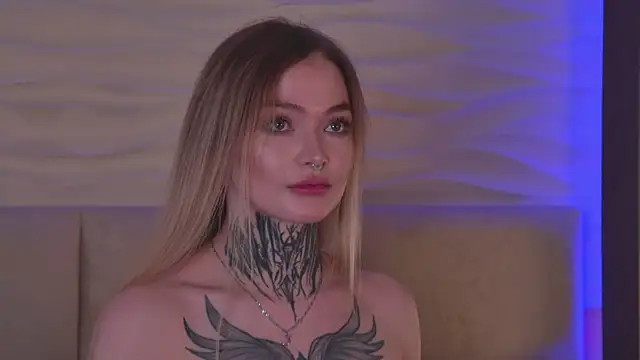 AriWild online show from 01-15-26, 04:28