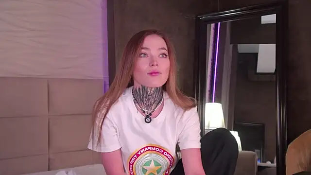 AriWild online show from 03-27-26, 05:13