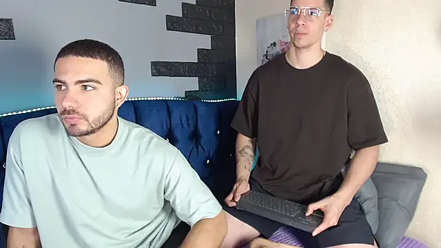 adamhairy online show from 05-09-26, 02:17