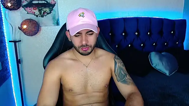 adamhairy online show from 05-11-26, 09:23