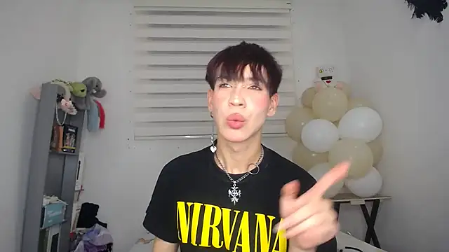 lucky stricke online show from 10-20-25, 03:51