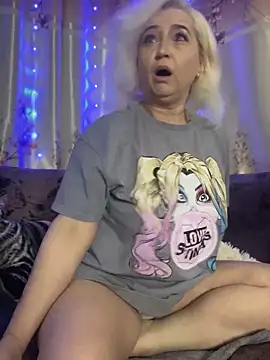 SquirtMilf00 online show from 01-17-25, 10:56