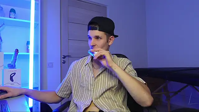 Mark Karson online show from 09-11-25, 07:25