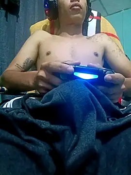 Snapshot of Batm01 chatting on 11-09-25, 04:38 Batm01 online show from 11-09-25, 04:38