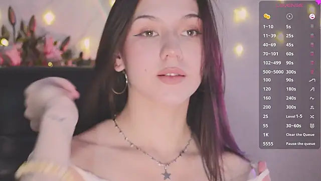 KendalHottt online show from 11-08-25, 06:24