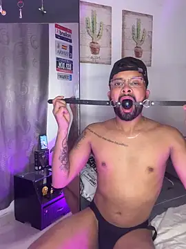 Snapshot of Jerry_blaze chatting on 11-18-25, 08:35 Jerry blaze online show from 11-18-25, 08:35