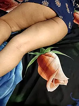 Snapshot of SIMRANSONU26 chatting on 04-16-26, 06:58 SIMRANSONU26 online show from 04-16-26, 06:58