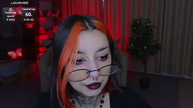Mistress  Marcelline online show from 06-18-26, 01:50