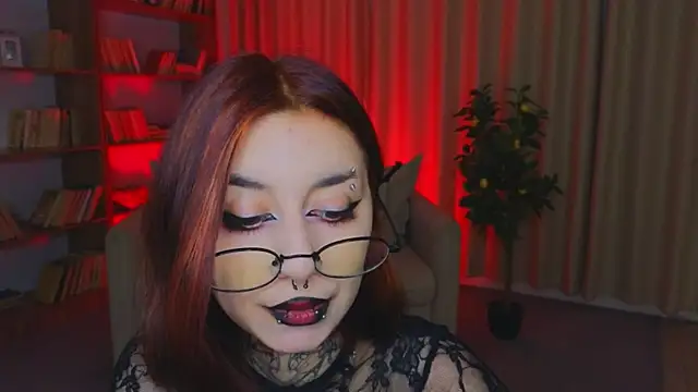 Mistress  Marcelline online show from 06-25-26, 02:44
