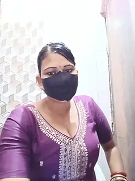 Snapshot of varnika chatting on 05-12-26, 07:49 varnika online show from 05-12-26, 07:49