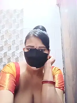 Snapshot of varnika chatting on 06-17-26, 11:45 varnika online show from 06-17-26, 11:45