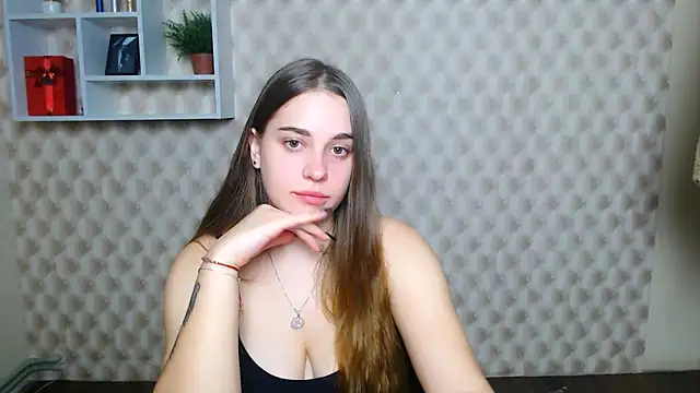  MillaDellf  online show from 11-11-25, 10:04