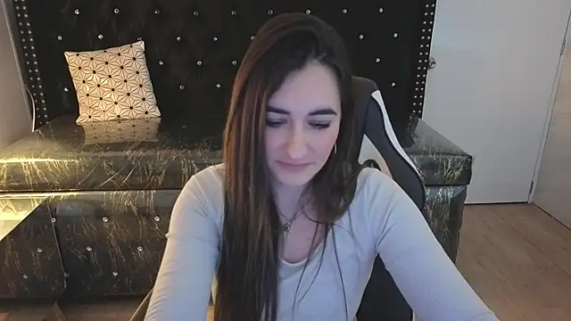 Snapshot of Soffi_betacur_b chatting on 09-09-25, 03:17 Soffi betacur b online show from 09-09-25, 03:17