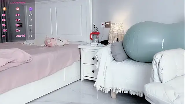 B-Yaya online show from 10-11-25, 06:17