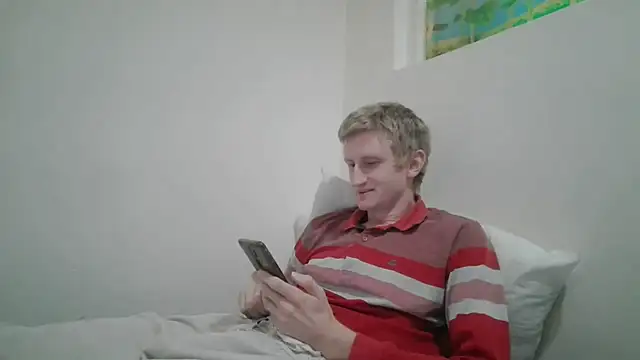 Snapshot of tcute0 chatting on 04-14-26, 11:44 tcute0 online show from 04-14-26, 11:44