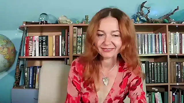 Snapshot of Foxilady357 chatting on 09-25-25, 02:10 Foxilady357 online show from 09-25-25, 02:10